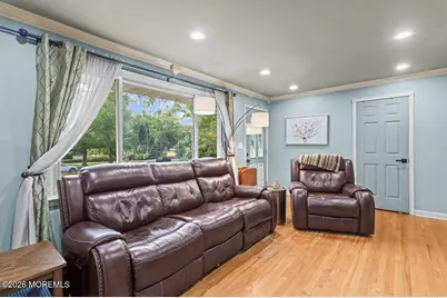 687 Hopping Road, Belford, NJ 07718 - Photo 10