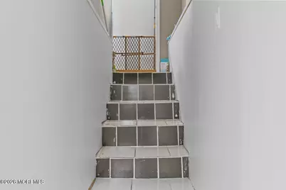 687 Hopping Road, Belford, NJ 07718 - Photo 22