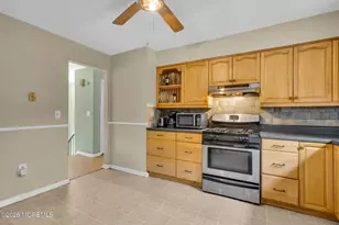 52 Lorelei Dr, Howell Township, NJ 07731 - Photo 8