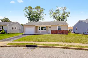 23 Eton Rd, Toms River Township, NJ 08757 - Photo 4