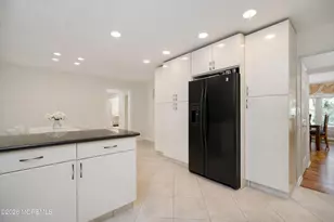 11 Buffalo, East Brunswick Township, NJ 08816 - Photo 14