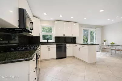 11 Buffalo, East Brunswick Township, NJ 08816 - Photo 12