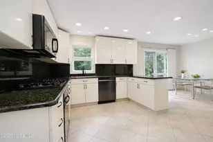 11 Buffalo, East Brunswick Township, NJ 08816 - Photo 12