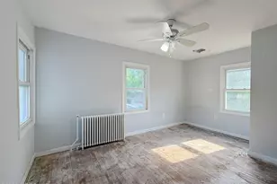13 Willow St, Red Bank, NJ 07701 - Photo 10