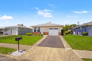 64 Puerto Vallarta St, Toms River Township, NJ 08757 - Photo 2