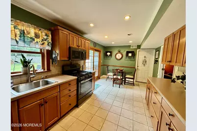 80 Andover Lane, Aberdeen Township, NJ 07747 - Photo 6