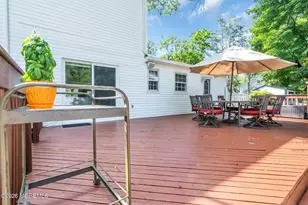72 Marcshire Dr, Middletown, NJ 07748 - Photo 36