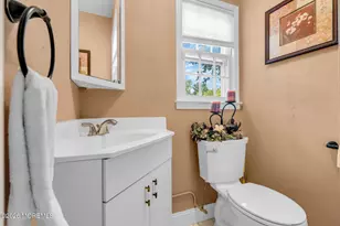 72 Marcshire Dr, Middletown, NJ 07748 - Photo 16