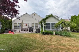 136 Skyline Dr, Lakewood, NJ 08701 - Photo 44