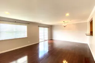2703 Metedeconk Ct, Freehold, NJ 07728 - Photo 6