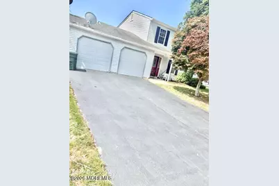 9 Starlight Road, Howell Township, NJ 07731 - Photo 2