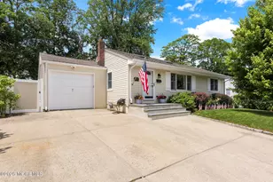 208 Martin Pl, Middletown, NJ 07748 - Photo 38