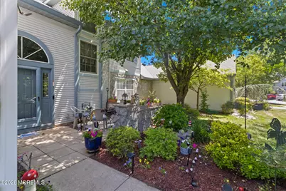 232 Century Way, Manalapan Township, NJ 07726 - Photo 4