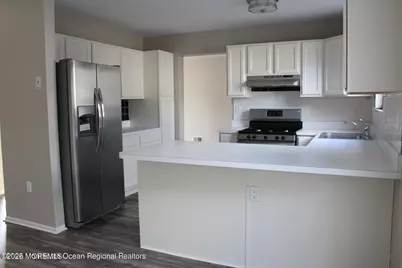 60 Perri Road, Freehold, NJ 07728 - Photo 4
