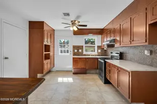 499B Thornbury Ct, Lakewood, NJ 08701 - Photo 6