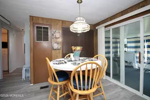 643 Dede Dr, Freehold, NJ 07728 - Photo 10