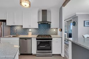 28 Riverside Ave, Red Bank, NJ 07701 - Photo 10