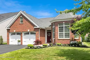 25 Northcrest Dr, Tinton Falls, NJ 07724 - Photo 2