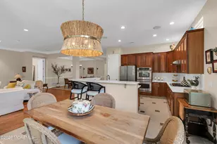 14 Dunberry Dr, Freehold, NJ 07728 - Photo 10