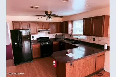 141 Pulaski Boulevard, Toms River Township, NJ 08757 - Photo 4