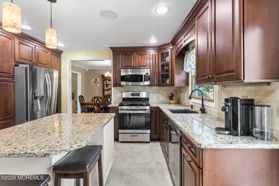 22 Meadowbrook Lane, Freehold, NJ 07728 - Photo 12