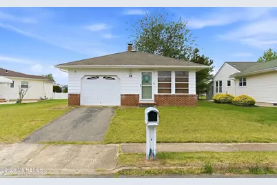 39 Corinth Place, Toms River Township, NJ 08755 - Photo 1