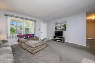 5 Evergreen Pl, Howell Township, NJ 07731 - Photo 6