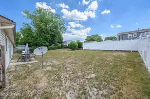 5 Evergreen Pl, Howell Township, NJ 07731 - Photo 22