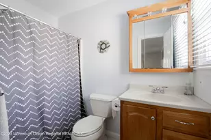 49 Williamsburg Dr, Tinton Falls, NJ 07753 - Photo 20