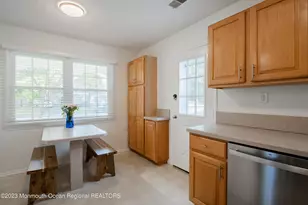 49 Williamsburg Dr, Tinton Falls, NJ 07753 - Photo 12