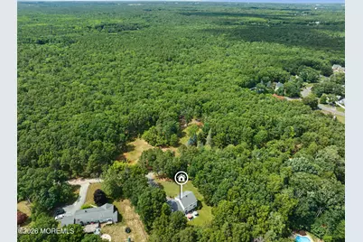 6 Drift Road, Freehold, NJ 07728 - Photo 2