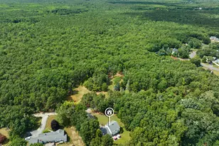 6 Drift Rd, Freehold, NJ 07728 - Photo 2
