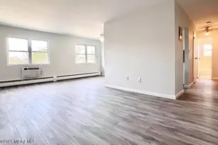 56 Manchester Ct, Freehold, NJ 07728 - Photo 18