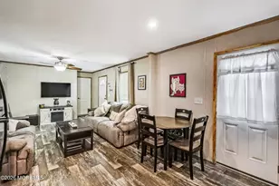 32 Bayshore Mobile Manor, Hazlet Township, NJ 07730 - Photo 4