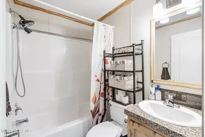 32 Bayshore Mobile Mnr, Hazlet Township, NJ 07730 - Photo 8