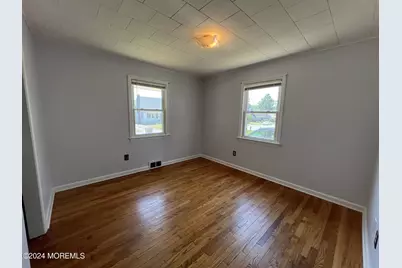 99 Mc Lean Street, Red Bank, NJ 07701 - Photo 12