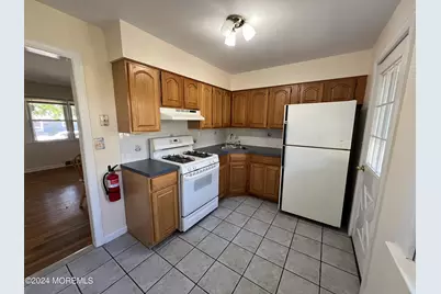 99 Mc Lean Street, Red Bank, NJ 07701 - Photo 8