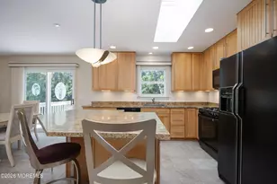 96 Heritage Dr, Howell Township, NJ 07731 - Photo 14