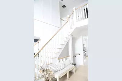 8 Holly Tree Lane, Rumson, NJ 07760 - Photo 12