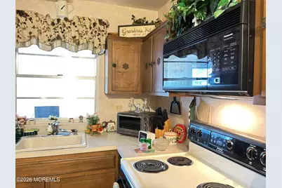 9 Wintergreen Lane #B, Whiting, NJ 08759 - Photo 10