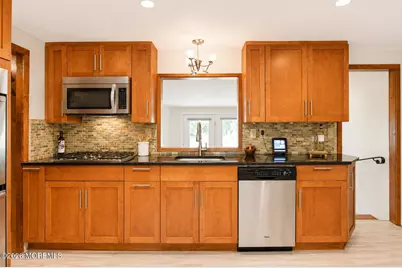 85 Swartzel Drive, Middletown, NJ 07748 - Photo 16