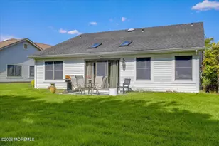 19 Hampton Dr, Marlboro Township, NJ 07746 - Photo 22