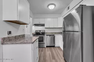 803 Wellington Pl, Matawan, NJ 07747 - Photo 6