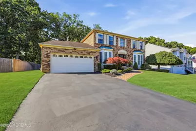 62 Heritage Drive, Howell Township, NJ 07731 - Photo 2