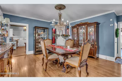 927 Monroe Avenue, Asbury Park, NJ 07712 - Photo 10