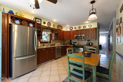 40 Highland Avenue, Hazlet Township, NJ 07730 - Photo 24