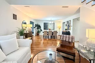 15 Cummings Ct, Freehold, NJ 07728 - Photo 4