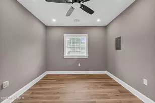 23 Georgetown Blvd, Barnegat, NJ 08005 - Photo 14