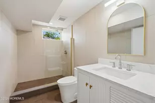 19 Roslyn Dr, Oakhurst, NJ 07755 - Photo 48