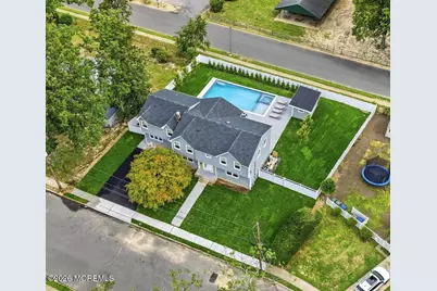 19 Roslyn Drive, Oakhurst, NJ 07755 - Photo 1